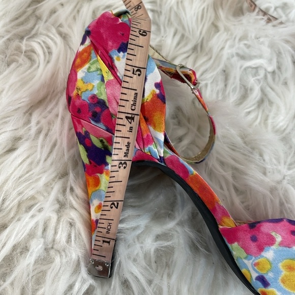 K9 By Rocket Dog Pumps Heel Size 8.5 Ankle Strap Buckle Pink Floral Jazzin Homer - Picture 14 of 14